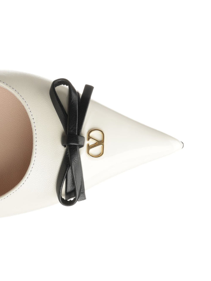 Valentino Garavani Bepointy Slingback Decollete - Bianco | 5016cf9199a9d4e635bc29b005fdcbc464563c90