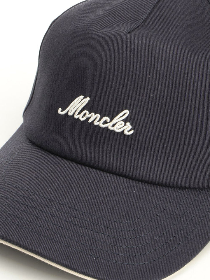 Moncler Baseball Cap Cappelli - Blu | 3fabea1a4a4495e30183d27370bb379a80c9282b