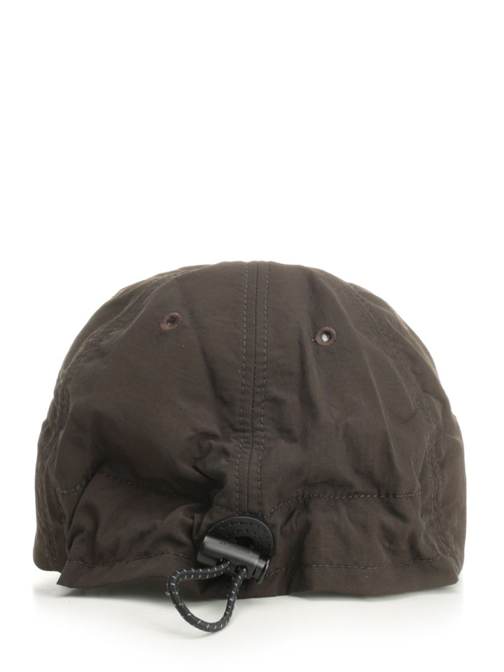 Jacquemus Baluchon Baseball Cap Cappelli - Marrone | d705b8d2756fce015581cb0d739eab2c405b86ed