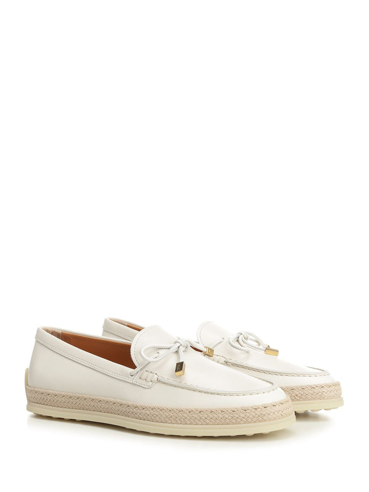 Tod'S Leather Moccasin Scarpe basse - Bianco | 482f359a989808f5f8a763cf721c073bc1d6629a