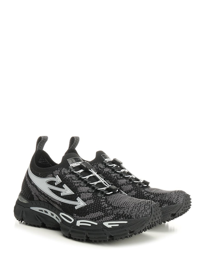 Off-White Be Right Back Sneaker Sneakers - Nero | 5597a9c5bb41f403cc169f8a01303e65f917787a