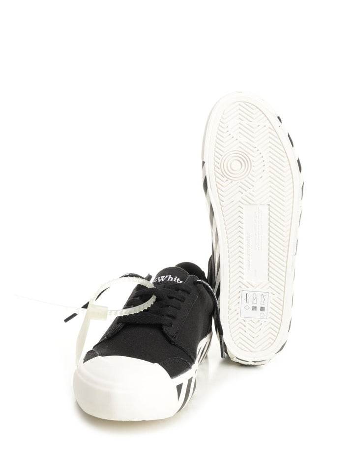 Off-White Vulc Undercut Black - White Sneakers - Nero | ec61caa3922c30a5ae7271454e7c48ea0dc29341