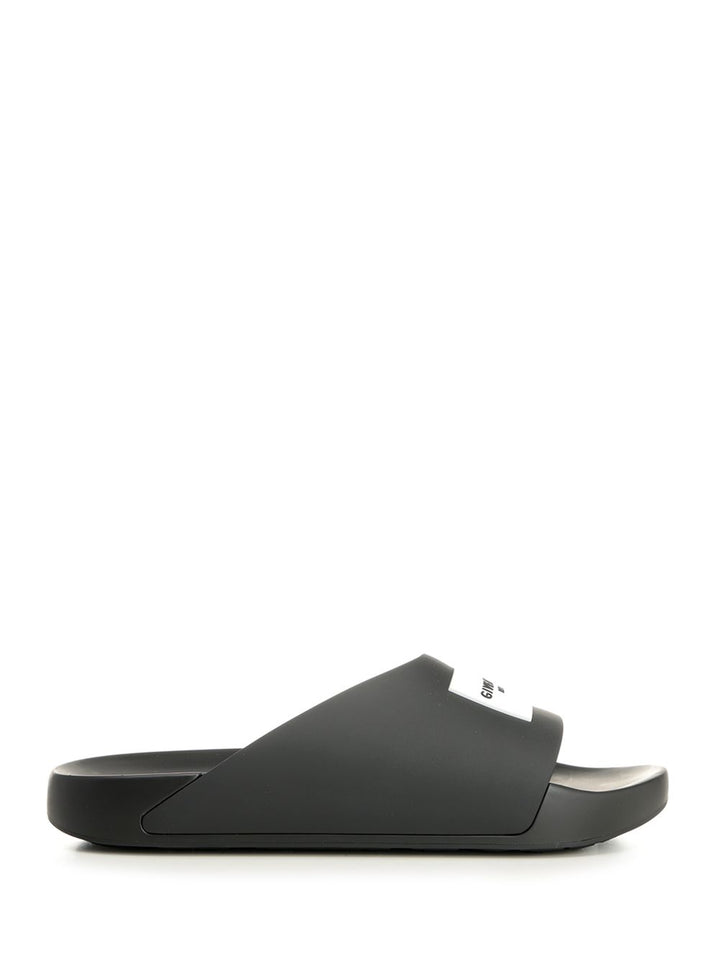 Givenchy Slides Made Of Rubber Scarpe basse - Nero | ef262e5b9bd76ddf9d87d890be9129da40a14bb8