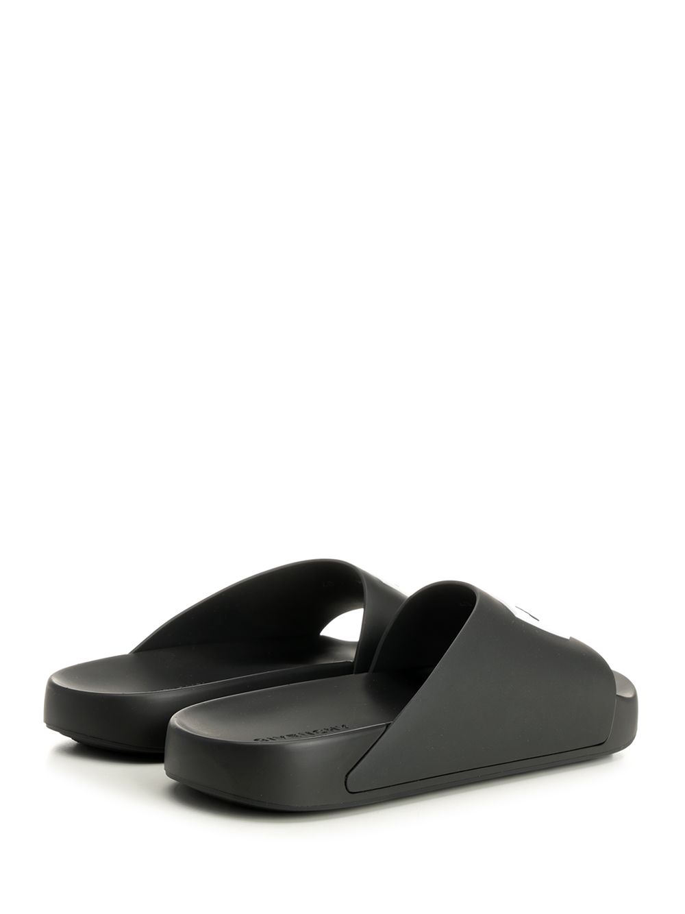 Givenchy Slides Made Of Rubber Scarpe basse - Nero | 83c01cb0f125c8aa057fdcdd9287d064ae49a50f