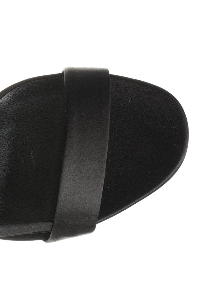 Roger Vivier Mini Bouquet Sandali - Nero | 29bec0e42001de80d4f1ae3e20f8f55a368a88bc