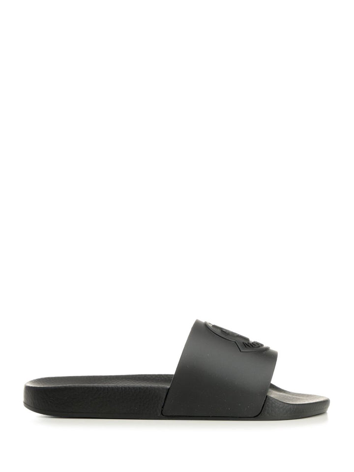 Moncler Basile Slides Shoes Scarpe basse - Nero | e63b88428c291170acaef4e6993764b929d83a05