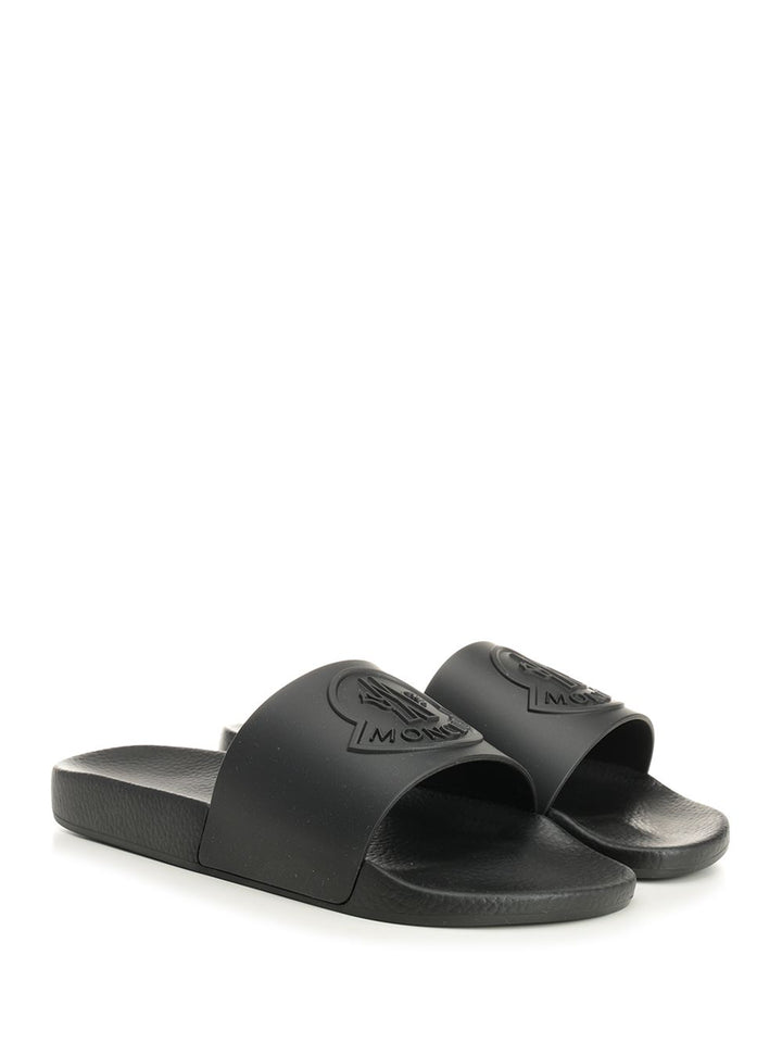 Moncler Basile Slides Shoes Scarpe basse - Nero | f29f1513713a06a44c75a3e838c871155e4e2e9c