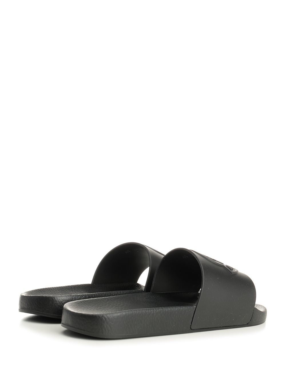 Moncler Basile Slides Shoes Scarpe basse - Nero | 26d07a1622a738f1eda94afc17fbd60366f5d59d