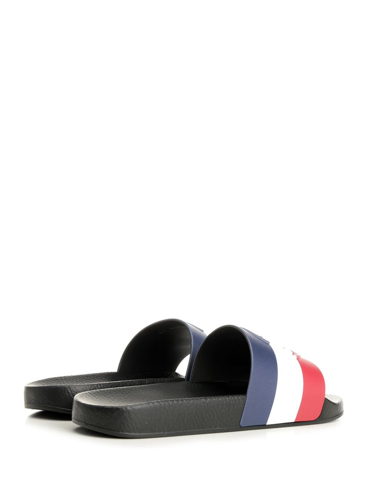 Moncler Basile Slides Shoes Scarpe basse - Nero | 42ee066e8f685c8d899ce9cc4789c106d9e08d02