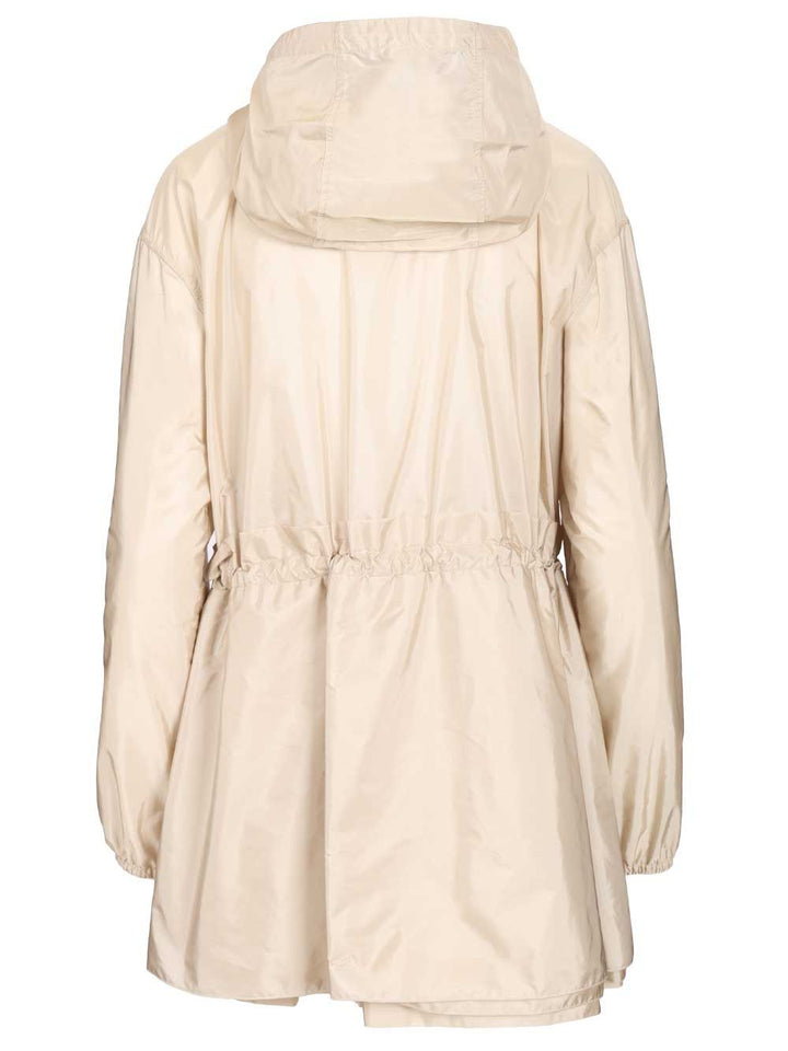Moncler Weteau Waterproof Jacket With Hood And Ruffles Coats - Bianco | aba7336b130c539e29921f404fce33658c6aba4d