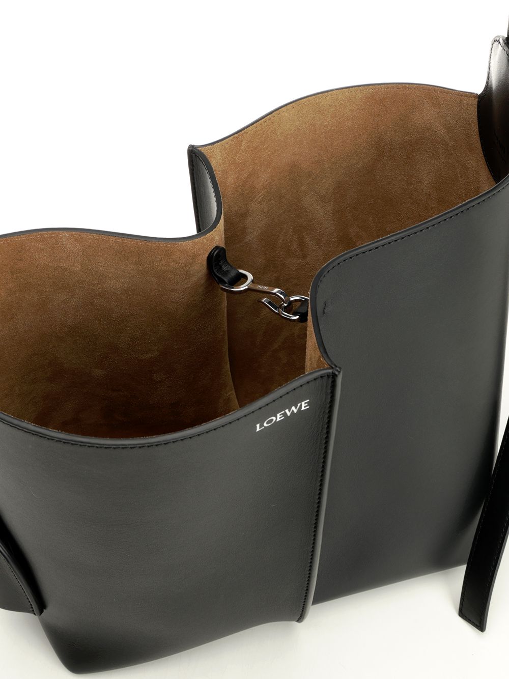 Loewe Bilbao Bucket Medium Shoulder Bags - Nero | ac491c36440c0383d3a759f4d1263a9616e4f73f