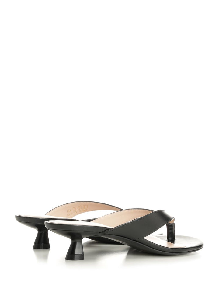 Stuart Weitzman Rio Sleek Sandal 35 Sandali - Nero | 7b5d6bc054c291d1b4656923dec663989f4c5ff1