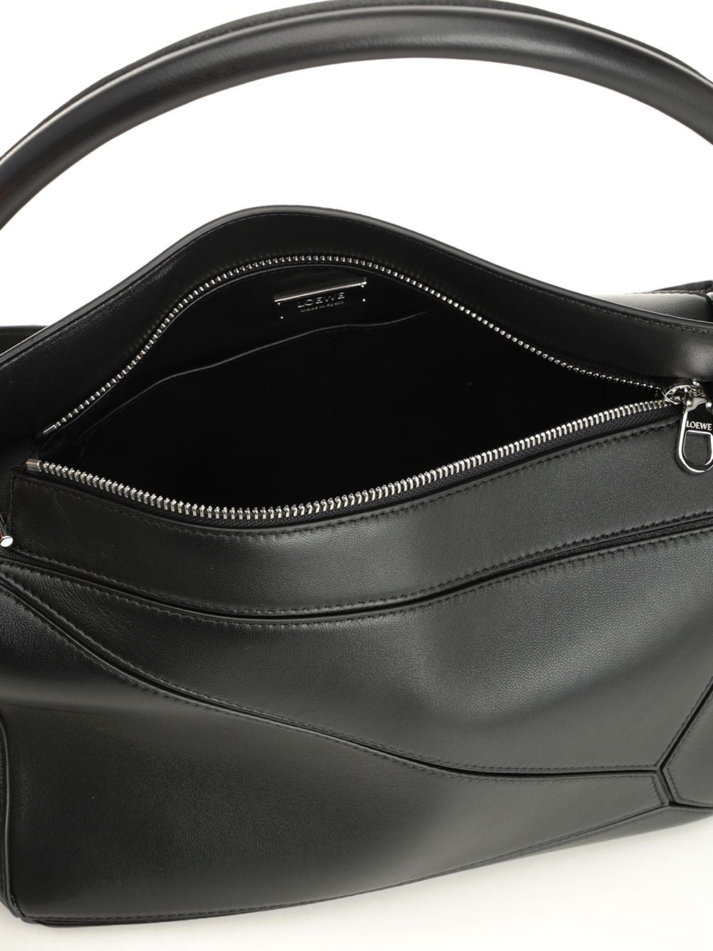 Loewe Puzzle Featherlight Shoulder Bags - Nero | a2c5dcf4ce62e6a4cc4773bf6c5d31ccc6ab4408