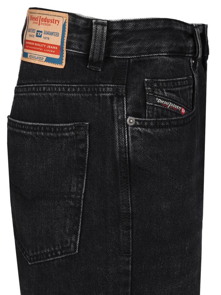 Diesel 2001 D-Macro Jeans - Nero | 8b559ee4f572b987bcd68360df271c65741b32e2