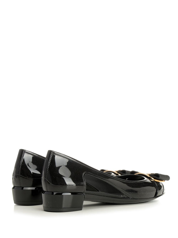 Ferragamo New Ballerina Vara Scarpe basse - Nero | d29c393b72ae455467e296118afabeb499c73c68