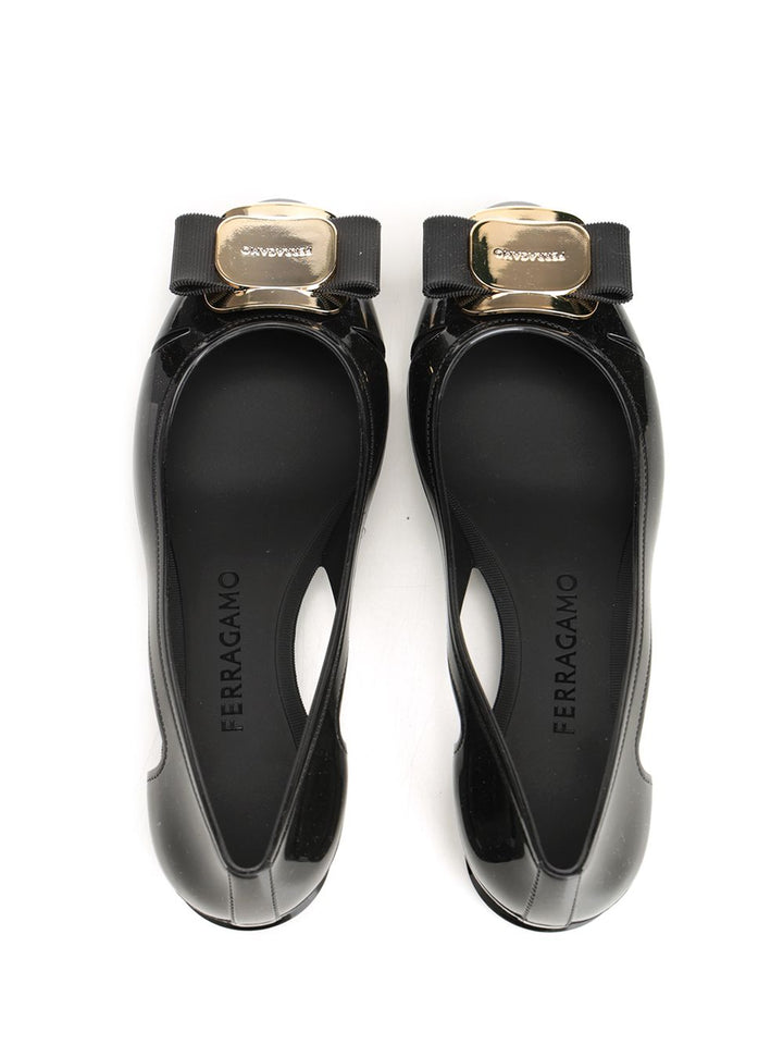 Ferragamo New Ballerina Vara Scarpe basse - Nero | 5036e0b63e8ff396332e51a59bfeae37aa21a811