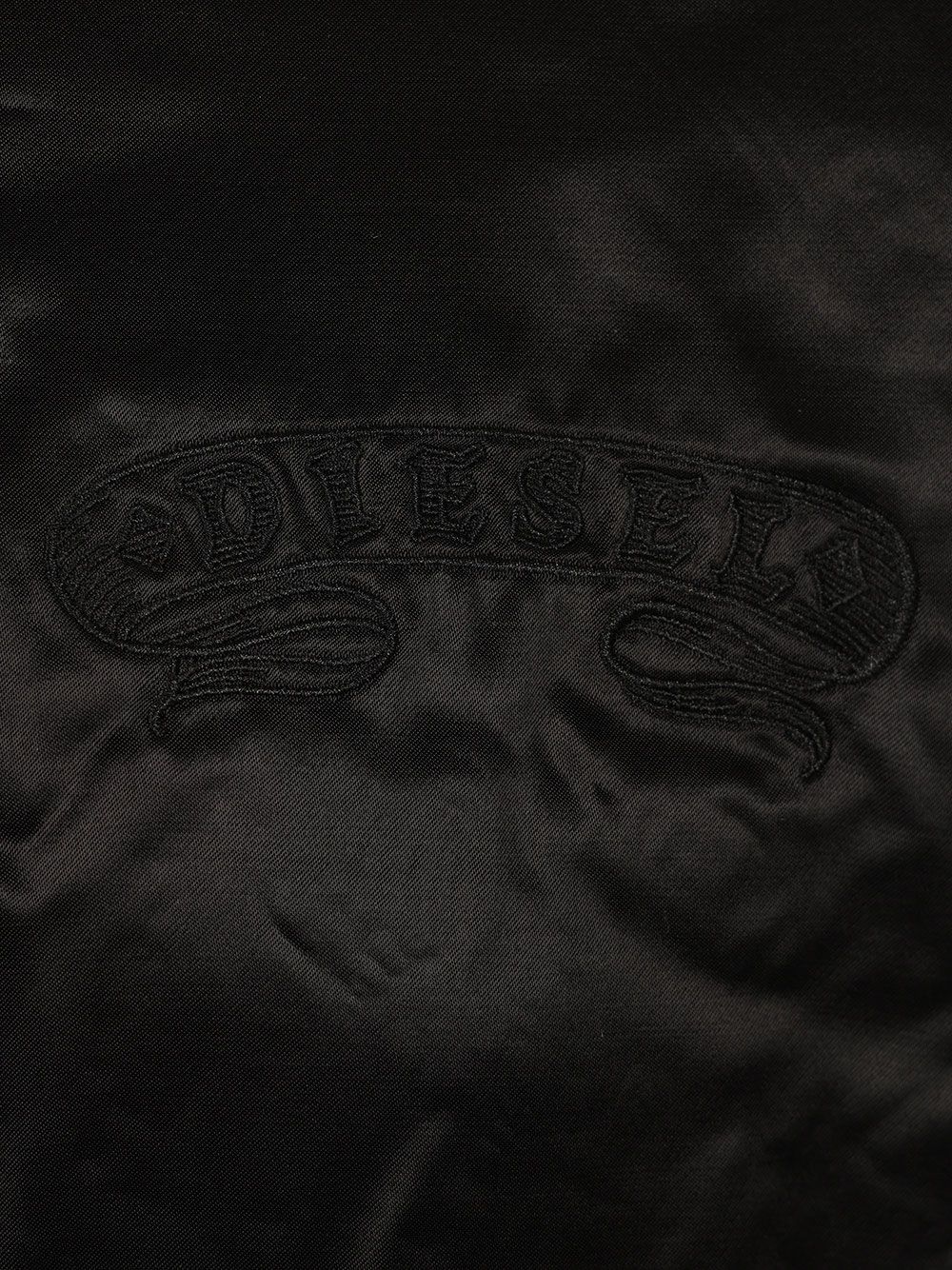 Diesel Reversible Satin Bomber Jacket Giacche - Nero | cf0bc6e4f32a1e56461130e655a04d86a2bc6a87
