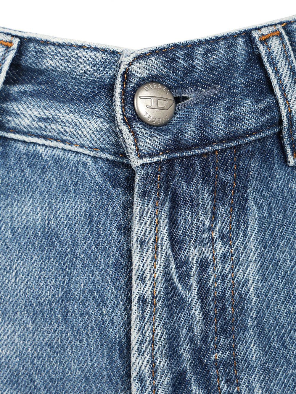 Diesel 1981 D-Went Jeans - Light blue | 8bd269b999934361d3a929e9e1f7bd304277bb7c