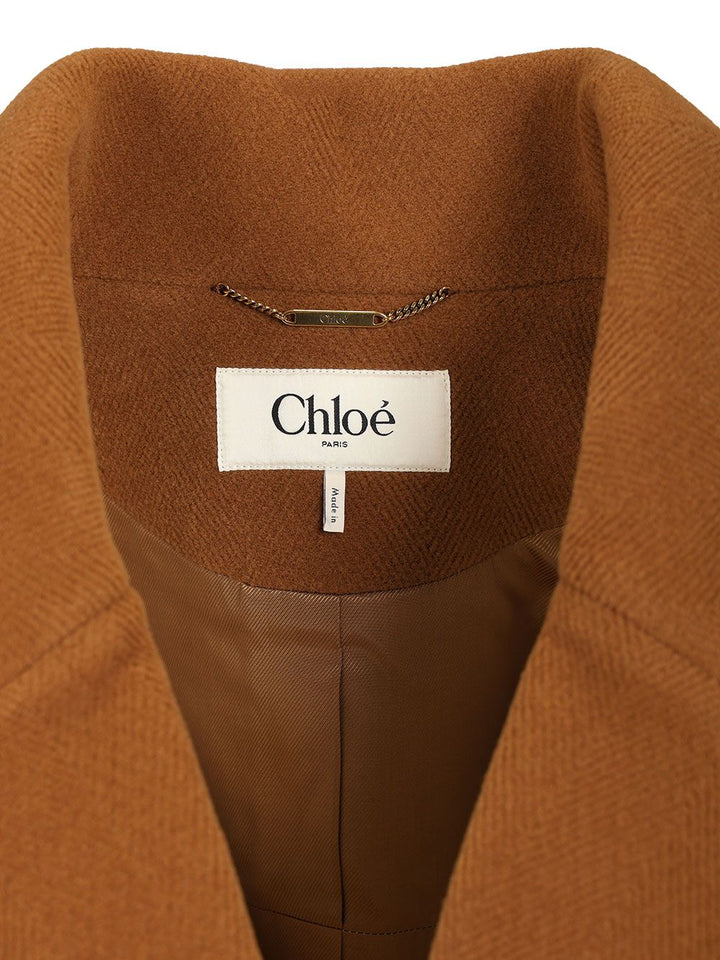 Chloe' Short Double-Breasted Wool Coat With Herringbone Pattern Giacche - Marrone | 23ea79b2d1582f68c01b79c006196be994a6a67a