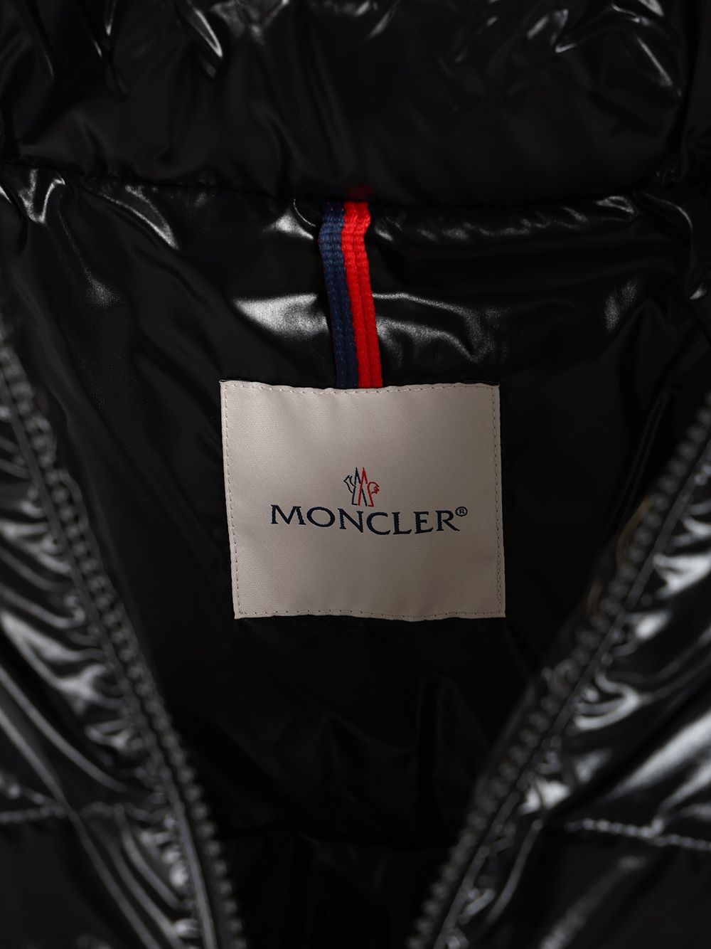 Moncler Niveole Short Nylon Down Jacket Giacche - Nero | 928efd301096a4a27505d73eae45808b4a2397df