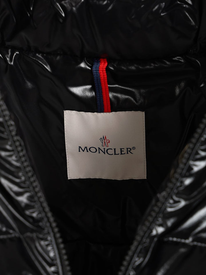 Moncler Niveole Short Nylon Down Jacket Giacche - Nero | 928efd301096a4a27505d73eae45808b4a2397df