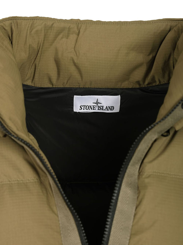 Stone Island Down Jacket In 6.6 Ripstop Nylon Cordura® Coats - Verde | 329a4f5e5e9533d149870d4a4e122fd208634fd2