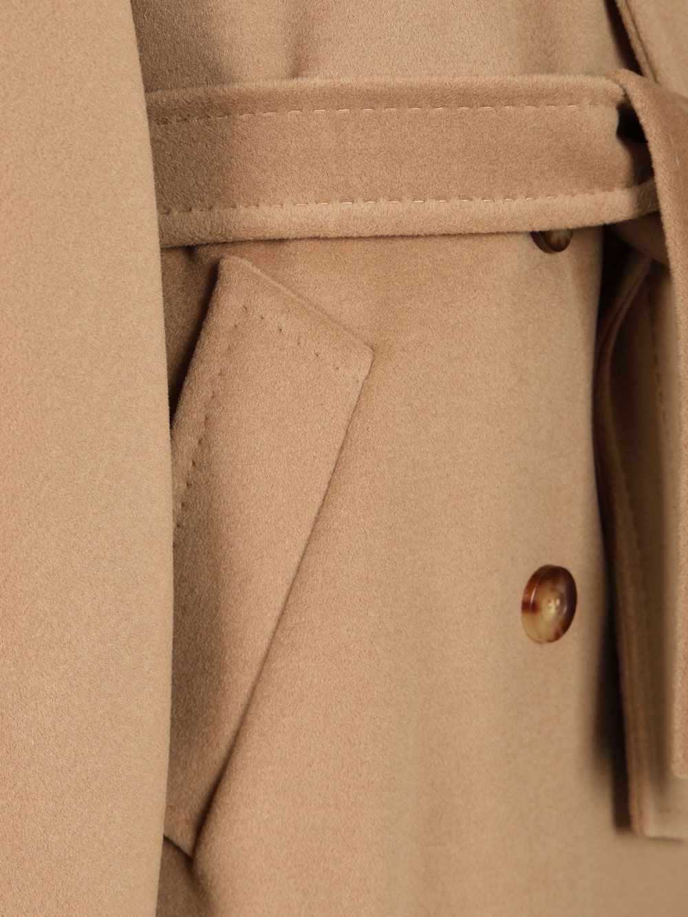Max Mara Madame Double-Breasted Coat Coats - Beige | a105ecb9a7240a509afb7e1ed800a7acb35513ab