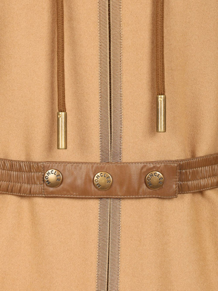 Moncler Padded Cape In Wool Blend Giacche - Beige | 3616fbbc41ac5fd9aa58985df57db4c1550077b7