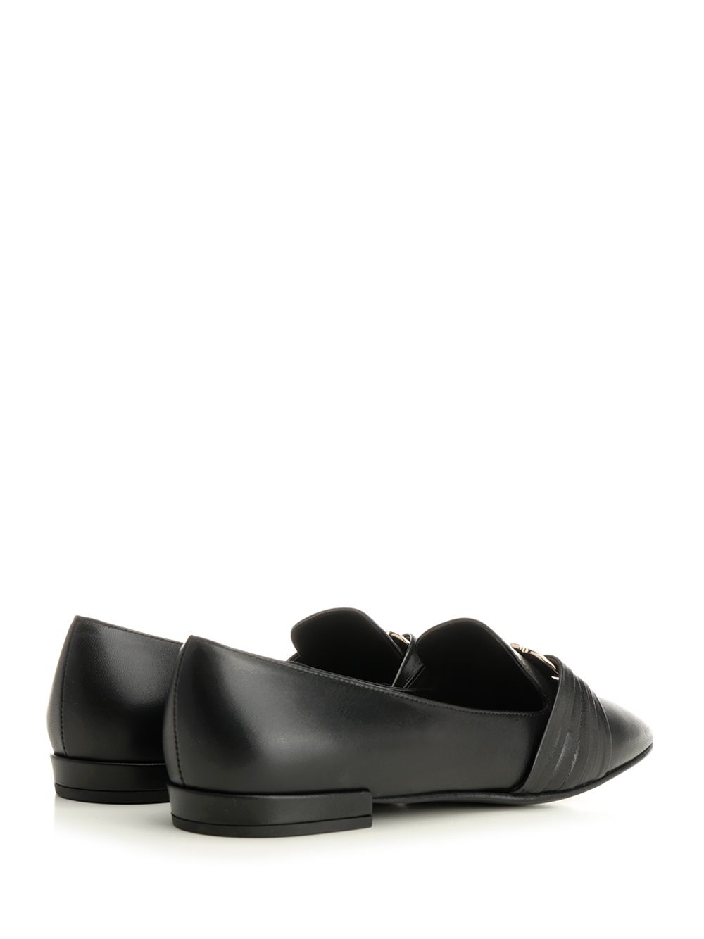 Ferragamo Gancini Ornament Moccasin Scarpe basse - Nero | d024fb7e6dff7aaed0c92df6575709a9d61b2176