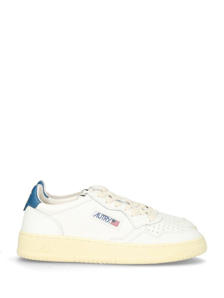 Autry  Medalist Low Sneakers - Blu | aca95aa0df795c8e5a408506bbbb35099017727c