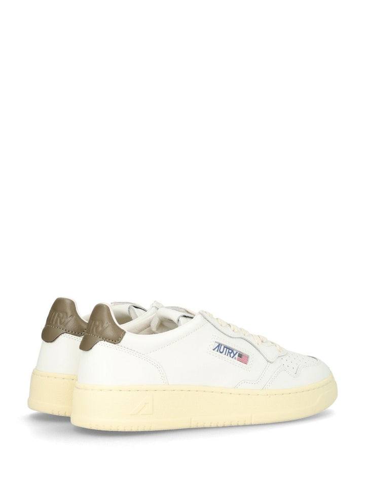 Autry  Medalist Low Sneakers - Bianco | 8b3d3a1c93624bca2ae5b6db54b77a433bb179c9