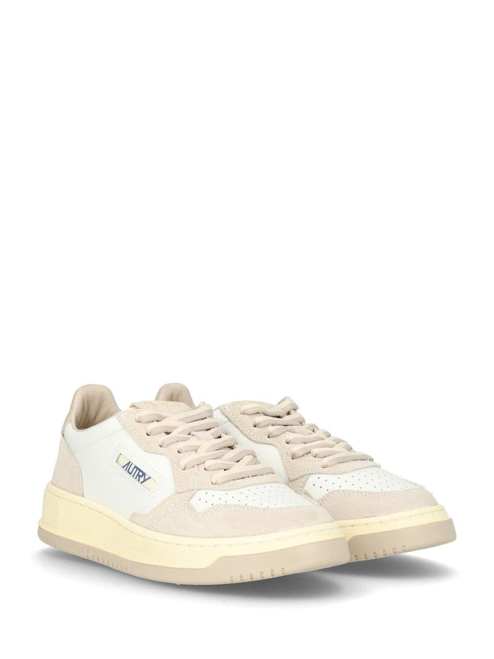 Autry  Medalist Low Sneakers - Bianco | cf3b3334fd374ad7235680a02be1d11722b7c0e2