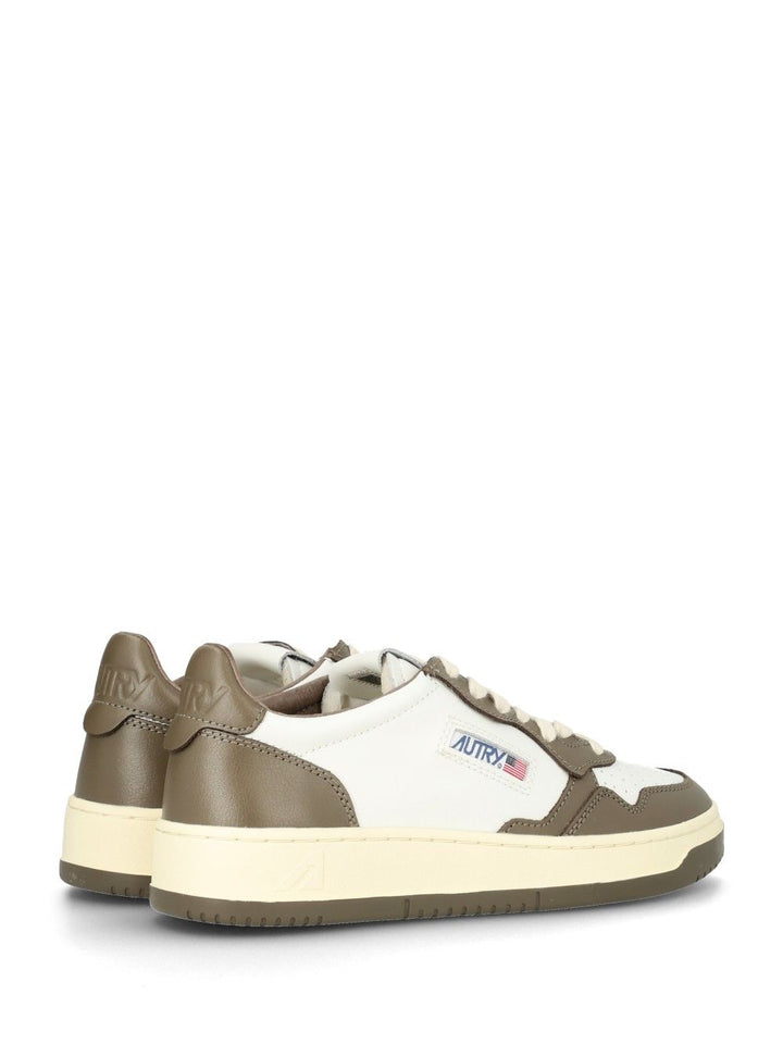 Autry  Medalist Low Sneakers - Marrone | 0f444ad27f8cbea8b9861a48c2546360a9c8f502
