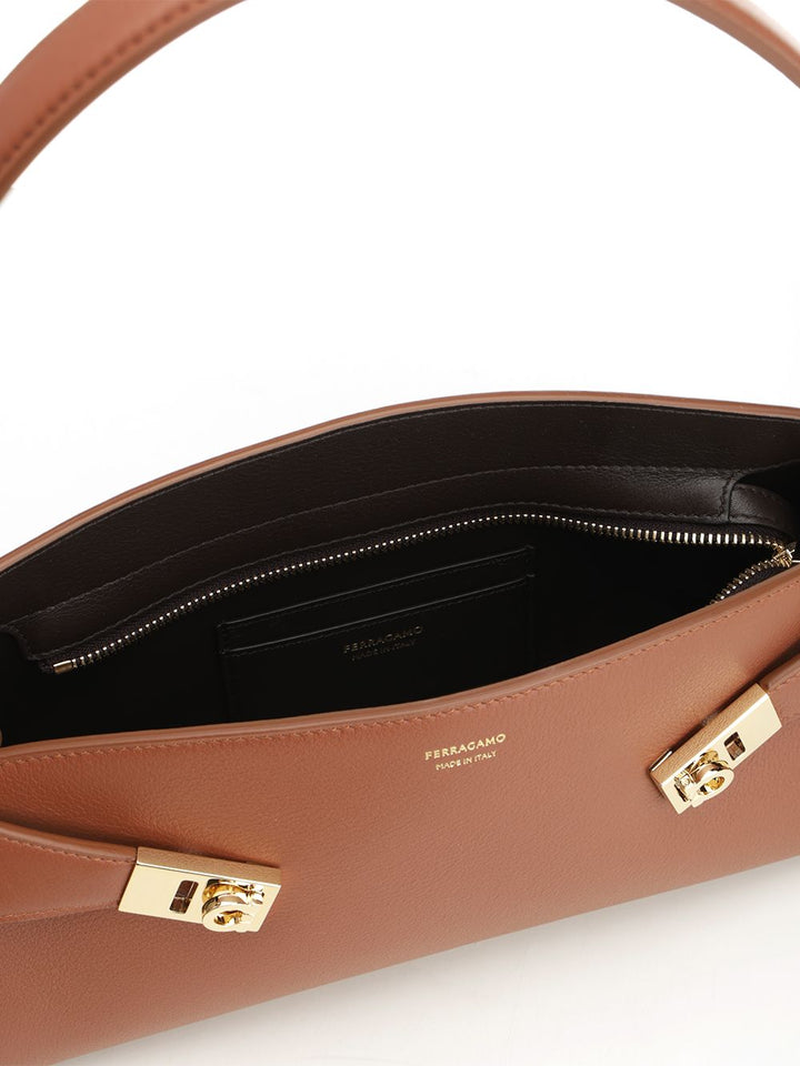 Ferragamo Hug Leather Shoulder Bag Shoulder Bags - Marrone | e3f28048dbdc56d3c64a7d926b500fe09a8c013c