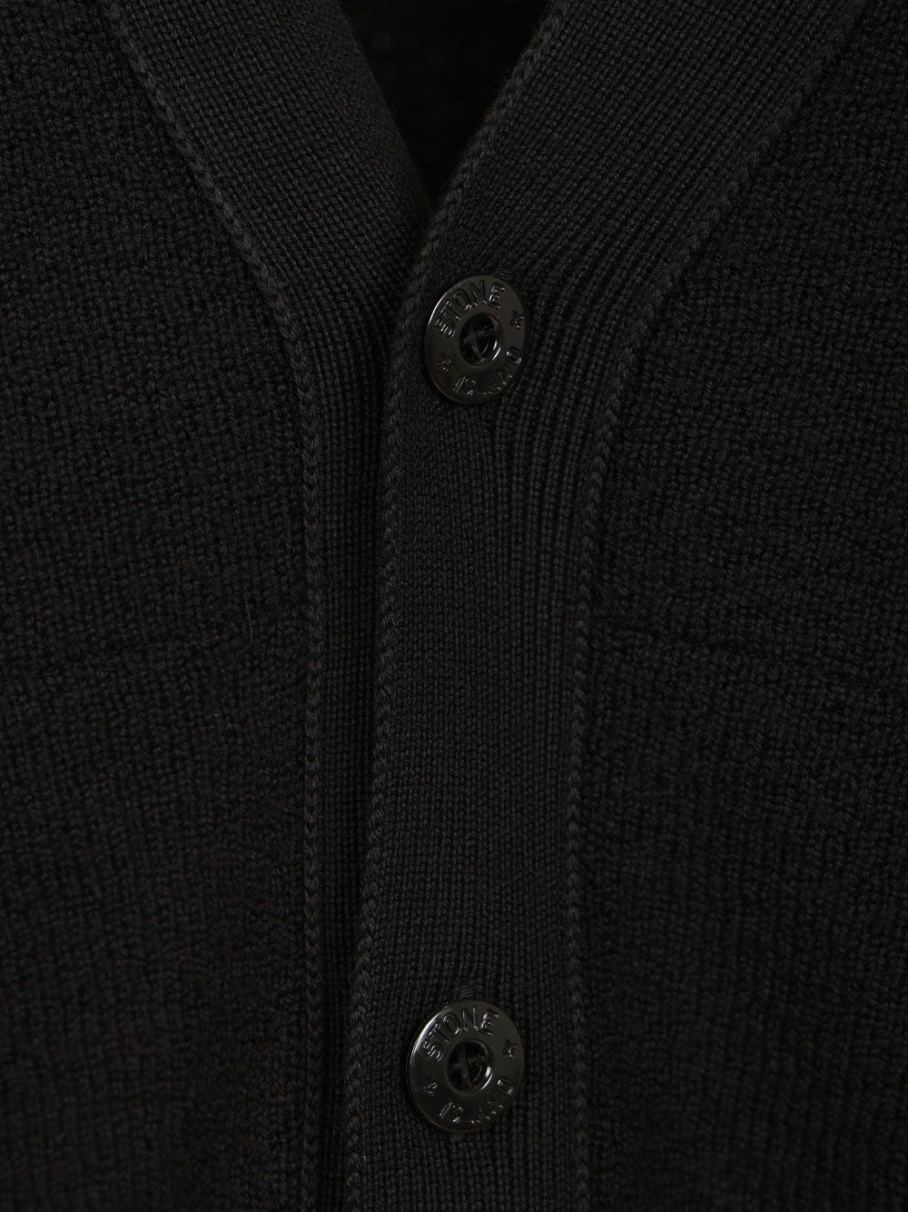 Stone Island V-Neck Cardigan Knitwear - Nero | 0b5a3c1c17cedbe15a2b468e0c498c0a9216954d
