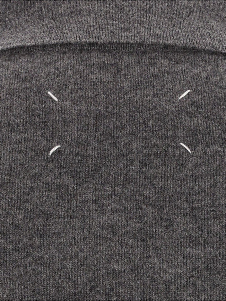 Maison Margiela Twist Lambswool Polo Knitwear - Grey | fb0777a23459a56f27da4342d7b4f4661e85e17c