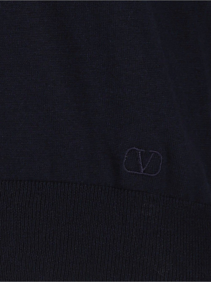 Valentino Garavani Vlogo Signature Sweater Knitwear - Blu | c14b4d90e25d1e5bc92c99d66e9e9b3d98ea693f