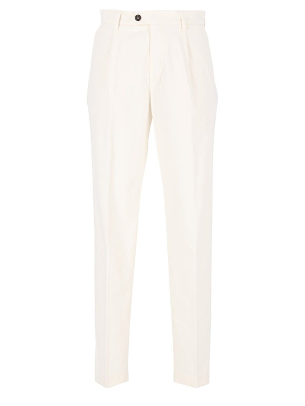 Pantalones plisados blancos