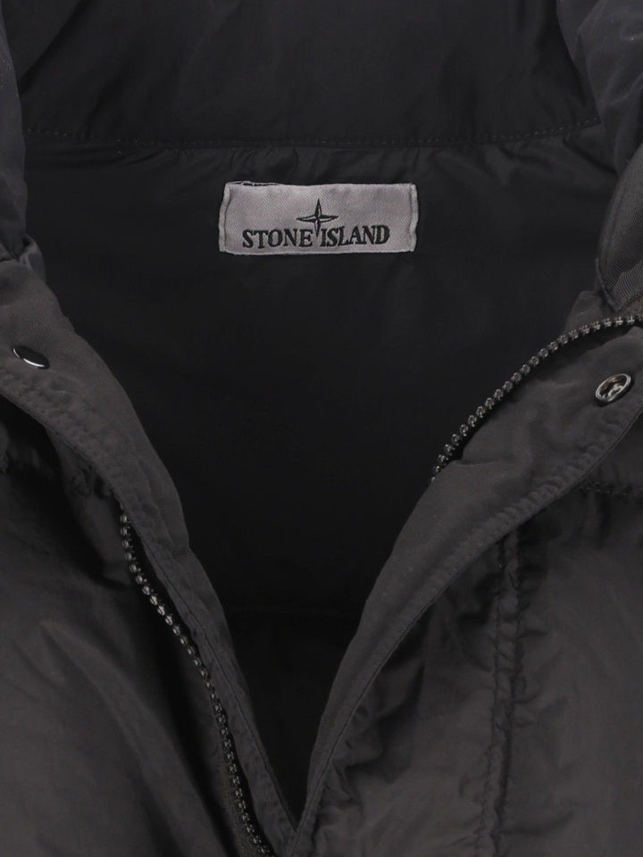 Stone Island Short Down Jacket Giacche - Nero | 134cb0eb85ce17ad2b850173f47ac839432fd888