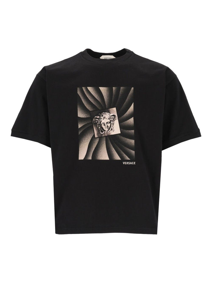 Versace Regular-Fit Cotton Jersey  With Print T-Shirt - Nero | f2e7d230cfa2035fcc6474e3a95eb609e3f60e1e