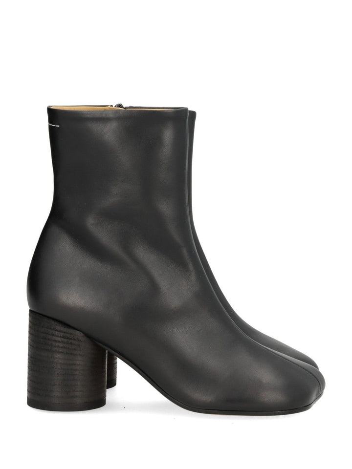 Mm6 Maison Margiela Anatomical Ankle Boots - Nero | 636e28b27317a1df8cf5177ac4b5bb56bf80387a