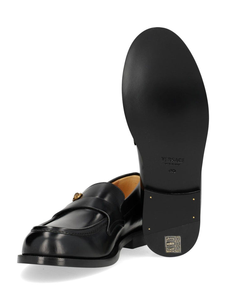 Versace Manu Moccasins Scarpe basse - Nero | 9d8a028433ed560792066d9aef3d7a9a3d6048d5