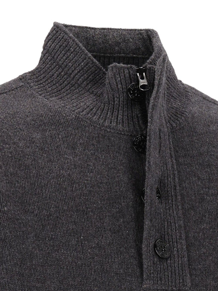 Stone Island Short Zip Sweater Knitwear - Grey | 1214161626f082cac1414000958de651285c81a9