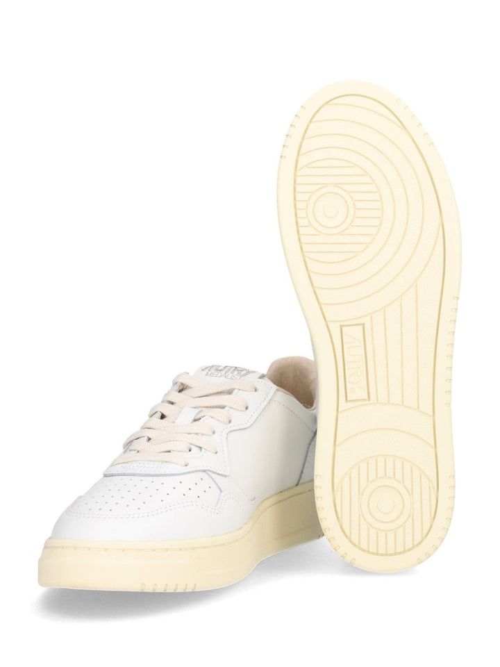Autry  Medalist Low Sneakers - Verde | 24f0d9b58042779b889b817c2db67dd2ee9956b4