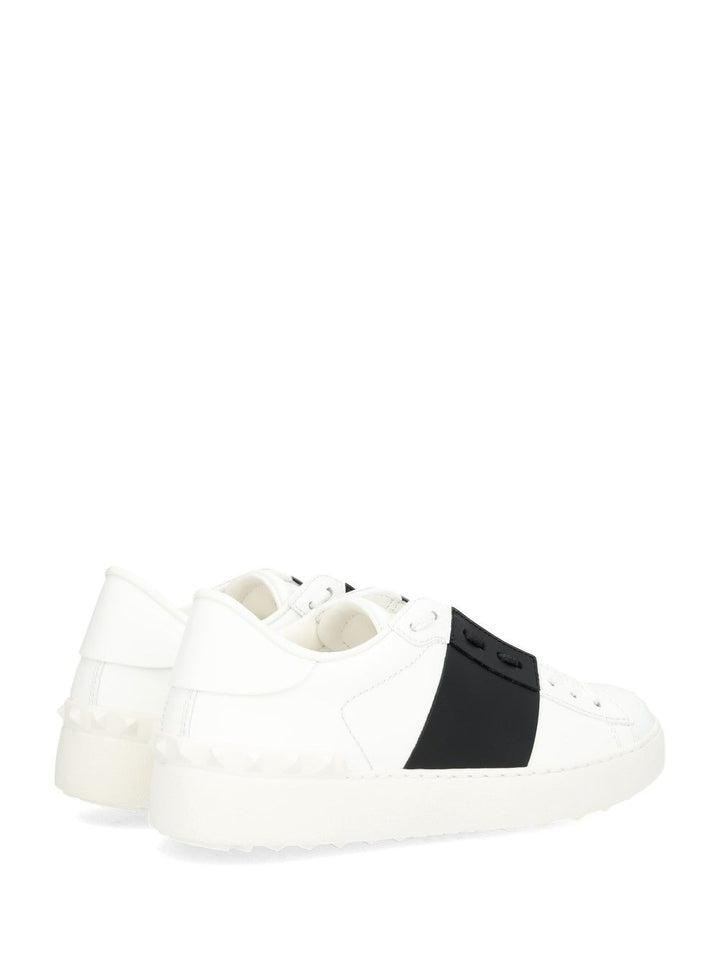 Valentino Garavani Rockstud Untitled Sneaker Sneakers - Bianco | 3a738b8ac6bd26631a2ba5cac8d24b0937eda5c8