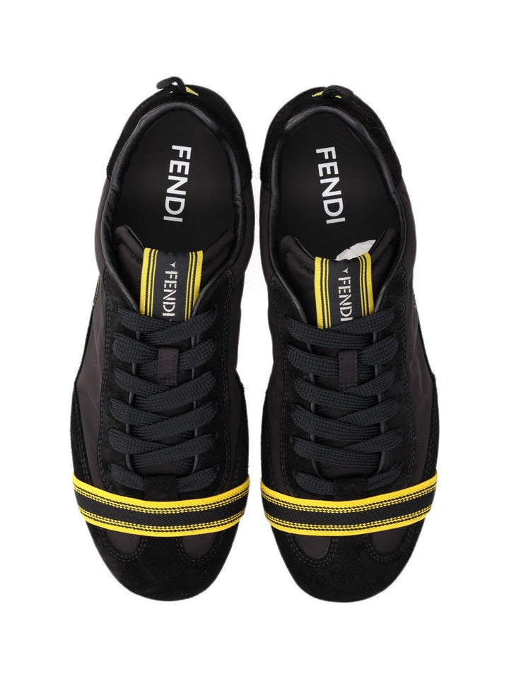 Fendi Fendi Wrap Sneaker Sneakers - Nero | 4e6a9b15e5196c09114f555e1d165b3c00c9d3c3