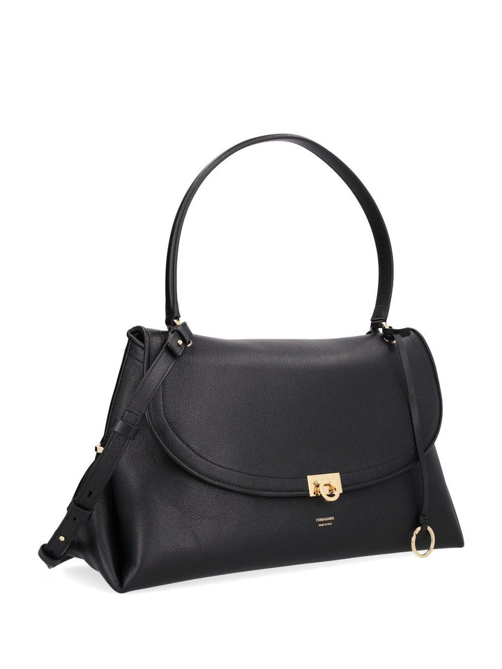 Ferragamo New Bag Shoulder Shoulder Bags - Nero | 650dc184f6b69e017e0fbc7cf53961c0a1e62fe6