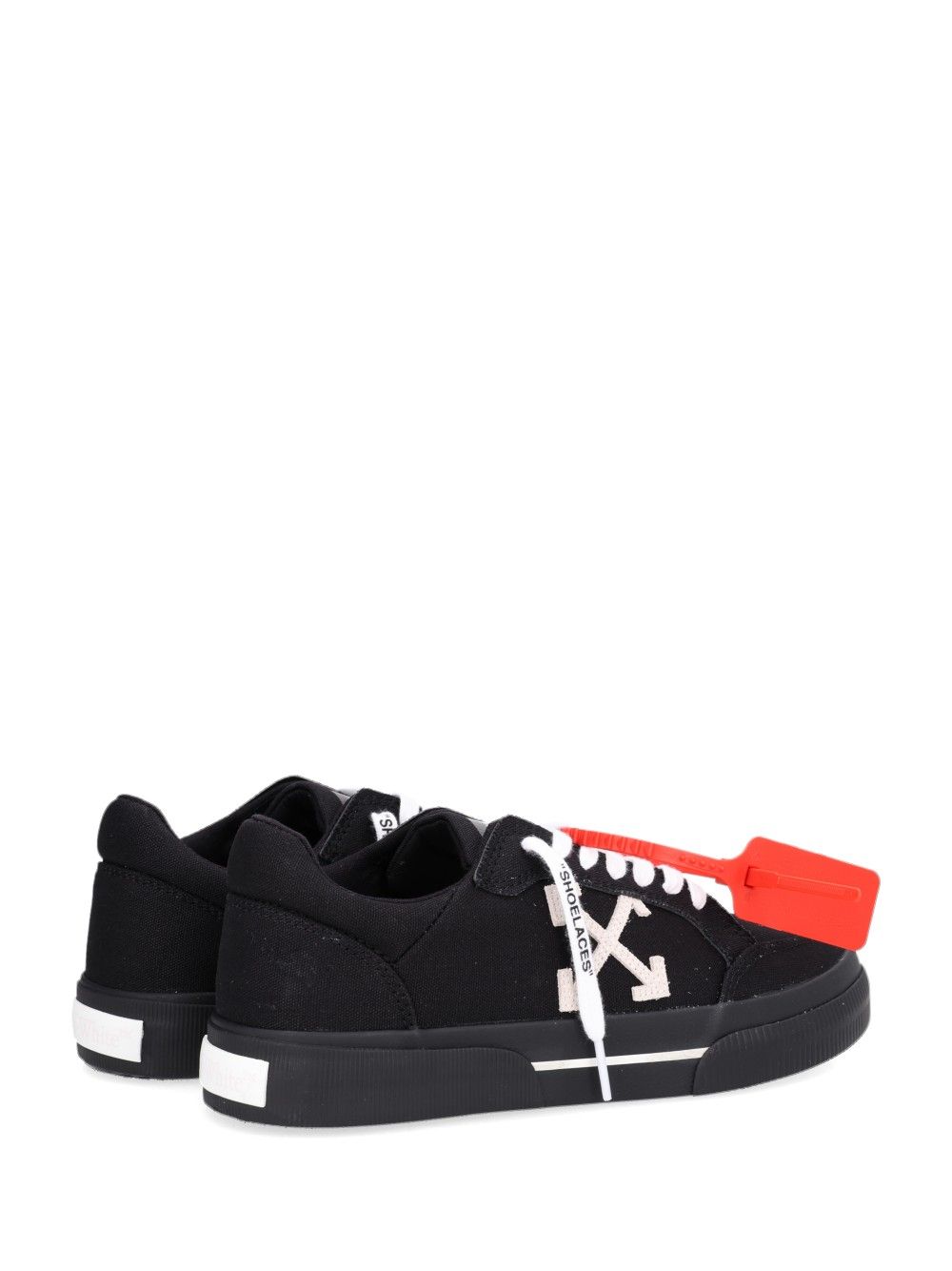 Off-White Vulc Low Sneakers - Nero | b5187f290798c43d5f50168216987bbd0a77e361
