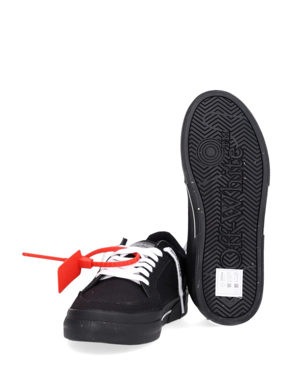 Off-White Vulc Low Sneakers - Nero | b8e49e19f3e6e0f7615d8ce407f91d402d8cb467