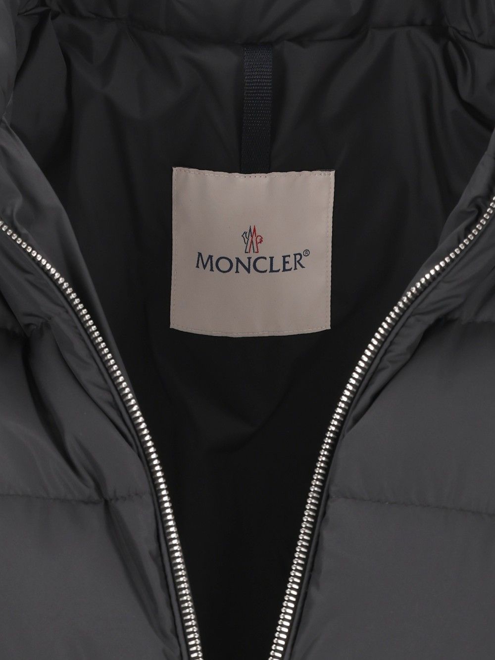 Moncler Arneb Jacket Giacche - Nero | 47a9c6f5d097442254e54344a3606063366278f8